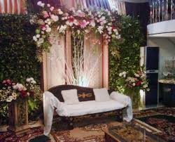 Sebelum menentukan dana pernikahan, anda dan pasangan perlu membuat daftar kebutuhan pernikahan beserta biayanya. 36 Dekorasi Pernikahan Sederhana Dan Elegan Paling Unik