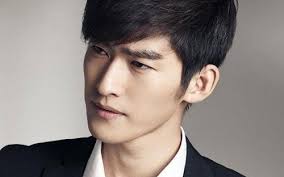 Nhìn ngũ quan đoán giàu nghèo chỉ trong giây lát