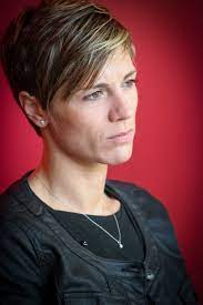 Céline dumerc, née en 1987 et habite toulouse. Itw Celine Dumerc Partie 2 S Eclater A S Entrainer Avec Les Copines Et A Jouer Les Matchs Le Weekend Basket Retro