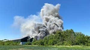 9 visitors have checked in at brandweer nederweert. Zeer Grote Brand In Nederweert 4600 Varkens In Brandende Stal En Nl Alert Ingezet Foto S Video Nederweert24