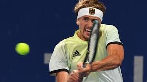 Tennis legend's daughter joins her on the court. Fsfftsbt5tr8bm