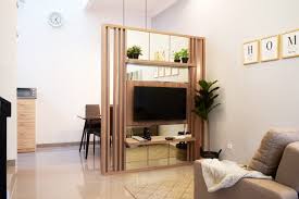 Jati grade a/b/c atau kayu mahoni (sesuai permintaan) ukuran / dimensi: Hemat Ruang Alihkan Fungsi 6 Furnitur Berikut Menjadi Pembatas Ruangan Minimalis