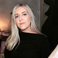 Sara Keating's Instagram, Twitter & Facebook