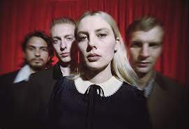 Wolf alice's sophomore album visions of a life is available 29th. Wolf Alice Ein Brullen Und Hauchen