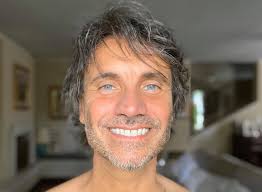 15 maggio, da mezzanotte disponibile in streaming “Allora sì”, una nuova  canzone in anteprima da “Il mio gioco preferito