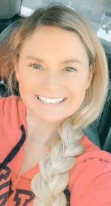 Anna Schrum's Instagram, Twitter & Facebook