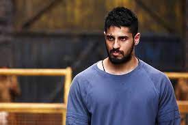 Daily additions of new, awesome, hd movies wallpapers for desktop and phones. Brothers Movie Actor Name Sidharth Malhotra Best Hd Wallpapers Brothers Movie Movies Hd Wallpaper