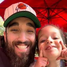 Darren Vest's Instagram, Twitter & Facebook