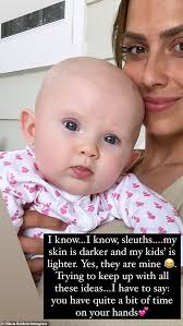This is the fan page of hilaria baldwin. Hjrcu4qt8ii39m