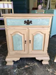 Night Stand Re Beautified With Old Town Paints Mocha Tan Old Town Cream Antique White And Fre Repainting Furniture Painted Furniture Furniture Makeover
