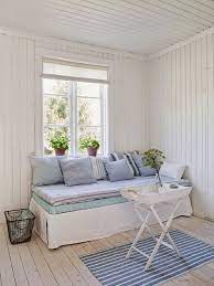 Fresh And Inviting Summer Cottage Daybed Arredamento Idee Per Decorare La Casa Stile Cottage Sulla Spiaggia