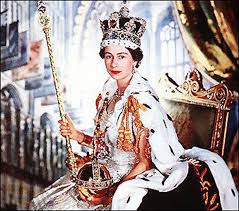 In Mostra A Londra L Abito Dell Incoronazione Della Regina Elisabetta Ii Regina Elisabetta Elisabetta Ii Cecil Beaton