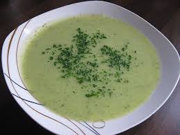 Zucchini Cremesuppe Von Elli K Rezept Zucchinicremesuppe Zucchinisuppe Cremesuppe