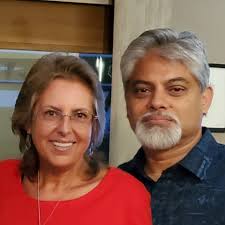 I'm a beginner...🙈 please help, how can I raise the wrinkles at the base  of the nose? There is no tutorial, I'm trying to paint a  photo...Thanks!!!!❤️