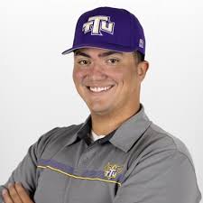 Matt Ferrell (@Coach_M_Ferrell)