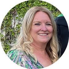 Sharon Strachan's Instagram, Twitter & Facebook