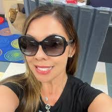 Paola Fierro's Instagram, Twitter & Facebook