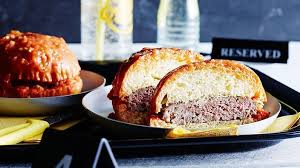 Islak kurabiyelerini çeşitlendirmek isteyenler için gelsin o zaman bu tarif, elmalı ıslak kurabiye tarifi için buraya tıklayabilirsiniz. Islak Hamburger Nasil Yapilir En Ince Ayrintisina Kadar Puf Noktalariyla Islak Hamburger Tarifi