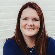 Linda Kruszewski's Instagram, Twitter & Facebook