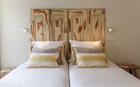 Vuoi un letto contenitore matrimoniale sommier in legno imbottito, su misura, di alta qualità e che duri nel tempo? Testiera Da Letto Fai Da Te 12 Esempi Homify