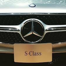 Elegant In Everything It Does Mbphotocredit Sheilablackman Mercedes Benz Sclass Naias2015 Naias Carsofin Mercedes Benz Logo Mercedes Benz Mercedes