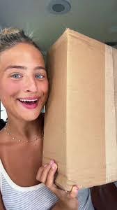 Sami Gregory's Instagram, Twitter & Facebook