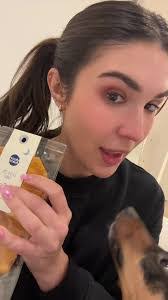 Cathy Oakley's Instagram, Twitter & Facebook