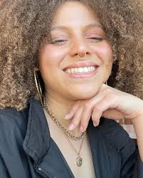 Me and my b✨tches love to eat and yap! @milancupcake #california #musician  #love #lartist #laart #lamusician #life #lifestyle #byrdwatchin #losangeles  #losangelesartist #losangelesart #lamusic #la #creative #contemporaryartist