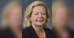 Janice Lowe's Instagram, Twitter & Facebook