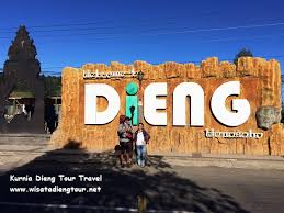 Untuk mendapatkan informasi tentang paket wisata ke jogja lebih lengkap lebih lanjut kami ranggawarsita tour siap membantu anda menjadi patner untuk perjalanan wisata anda. Paket Tour Dieng 2020 Start Jogja Paket Wisata Dieng