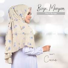 Berbagai motif dan ragam jilbab semakin membuatmu fashionable dan nggak ketinggalan zaman. Harga Bergomotifbunga Terbaik Agustus 2021 Shopee Indonesia