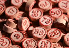 Maybe you would like to learn more about one of these? Hintergrund Der Gluck Bingo Zahlen Auf Runden Holz Token Nach Dem Zufallsprinzip Wahrend Des Spiels Fur Einen Sieg Angesaugt Und Auf Den Bingokarten Markiert Werden Lizenzfreie Fotos Bilder Und Stock Fotografie Image 25098215