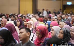 Civil servants from grades 44 to 56 will be subjected to a five per cent itk cut, while those from grades 29 to 41 will see their itka allowance reduced by rm10. Cuepacs Against Civil Service Bonuses Based On Merit Or Sector Free Malaysia Today Fmt