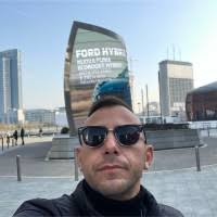 60+ perfiles de «Passante»