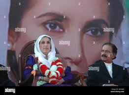 Benazir bhutto l hi-res stock photography and images - Alamy