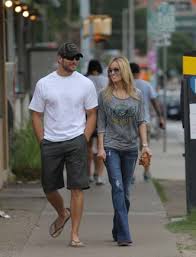 Pin By Kelli Cummins On Outfits I Love Emily Maynard Flair Jeans My Style