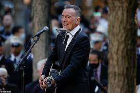 From sundown and hello sunshine from his latest album western stars, you'll find all of his greatest hits here. L1aqyrgx6xl8fm