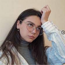 Itʼs all about pink and kawaii & aesthetic. Top 20 Photos Of Girls With Glasses That Are Too Hot For The Internet To Look Fotografi Fotografi Inspirasi Fotografi Potret