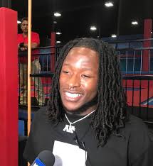 Airheads candy creates exclusive flavor for saints' kamara. Alvin Kamara Hairstyle Watch Alvin Kamara Scores The 1st 2 Saints Touchdowns Of 2020 With Tenor Maker Of Gif Keyboard Add Popular Alvin Kamara Animated Gifs To Your Conversations