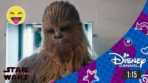 Au aparut primele imagini din filmul ultimul jedi, cel mai recent episod al epopeei galactice razboiul stelelor. RÄƒzboiul Stelelor Ultimul Jedi SÄƒ L AranjÄƒm Pe Chewie Youtube