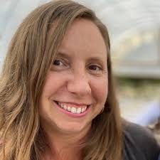 Amanda Thibodeau's Instagram, Twitter & Facebook