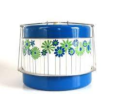 Round Metal Picnic Basket Picnic Pal 1960s Mod Etsy Vintage Picnic Vintage Bakeware Picnic Basket