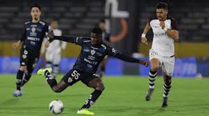 Manchester united have reportedly opened talks over a transfer deal for exciting young midfielder moises caicedo. El Manchester United Estaria Interesado En El Ecuatoriano Moises Caicedo Bendito Futbol