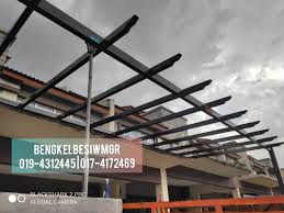 Untuk pagar minimalis pilihlah bahan besi anti karat agar pagar rumah tidak gampang. 10 Awning Rumah Ideas Awning Metal Deck Pergola