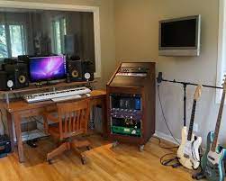 Pin By Jovanni Diaz On Home Recording Studio Home Studio Setup Home Studio Music Recording Studio Design