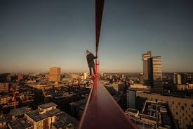 Free Climber Scales Tower Crane in Manchester UK ⋆ Crane Network News