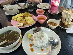 Restoran hussain's nasi kandar is an unexpected gem of a makan place that i was introduced to when i ventured to sungai petani during the the ghee tosai and nasi lemak are reputed to be the best in sungai petani. Mesti Cuba Along Bihun Sup Marvelous Vs Air Ranggi Mobile
