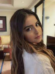 The latest music videos, short movies, tv shows, funny and extreme videos. Ø¨Ø§Ù„ÙÙŠØ¯ÙŠÙˆ Ø­Ù„Ø§ Ø§Ù„ØªØ±Ùƒ ØªØ¶Ø±Ø¨ Ø´Ø®ØµØ§ Ù‚Ø§Ù… Ø¨ØªØµÙˆÙŠØ±Ù‡Ø§ Ù…Ù† Ø¯ÙˆÙ† Ù…ÙƒÙŠØ§Ø¬ Ø´Ø§Ù‡Ø¯ÙˆØ§ Ù…Ø§ ÙØ¹Ù„ØªÙ‡ Laha Magazine