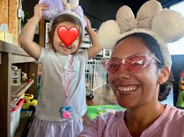 Looking for a nanny full time job.