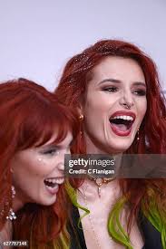 Actresses Dani Thorne and Bella Thorne attend the 2016 American Music...  News Photo